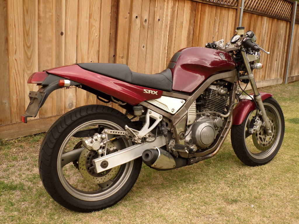 Yamaha SRX 600 Cafe Racer