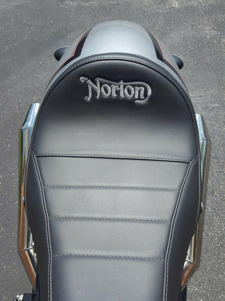 2016 Norton Commando 961 Cafe Racer